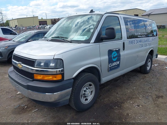 Продаж на аукціоні авто 2023 Chevrolet Express Passenger Rwd 2500 Regular Wheelbase Lt, vin: 1GAWGFF78P1231593, номер лоту: 45045908