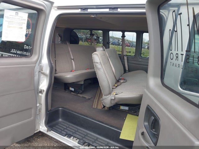 Продаж на аукціоні авто 2023 Chevrolet Express Passenger Rwd 2500 Regular Wheelbase Lt, vin: 1GAWGFF78P1231593, номер лоту: 45045908