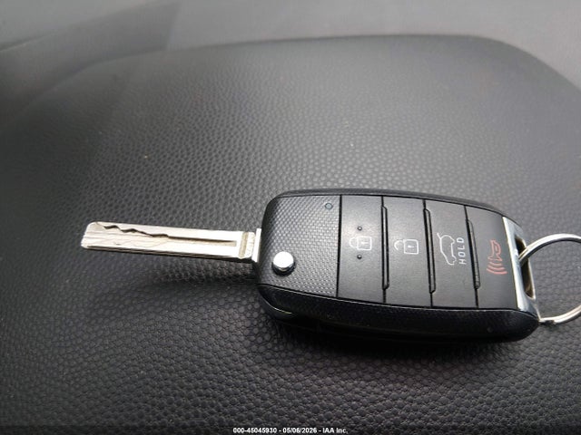 2016 Kia Soul მანქანა იყიდება აუქციონზე, vin: KNDJN2A27G7844250, აუქციონის ნომერი: 45045930