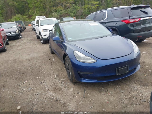 Auction sale of the 2022 Tesla Model 3 Long Range Dual Motor All-wheel Drive, vin: 5YJ3E1EB1NF106772, lot number: 45046010