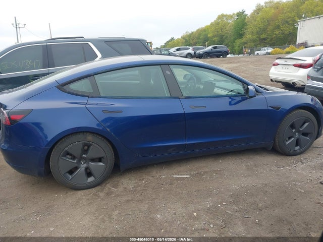 Продажа на аукционе авто 2022 Tesla Model 3 Long Range Dual Motor All-wheel Drive, vin: 5YJ3E1EB1NF106772, номер лота: 45046010