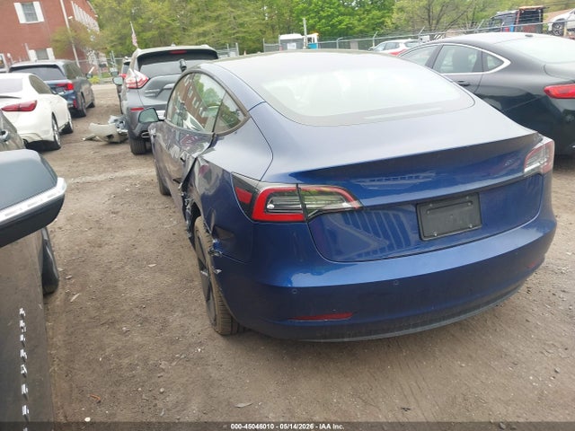 Продажа на аукционе авто 2022 Tesla Model 3 Long Range Dual Motor All-wheel Drive, vin: 5YJ3E1EB1NF106772, номер лота: 45046010