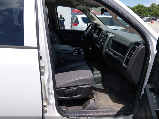 45046014 :رقم المزاد ، 1C6RR7KG4GS339821 vin ، 2016 Ram 1500 Tradesman مزاد بيع