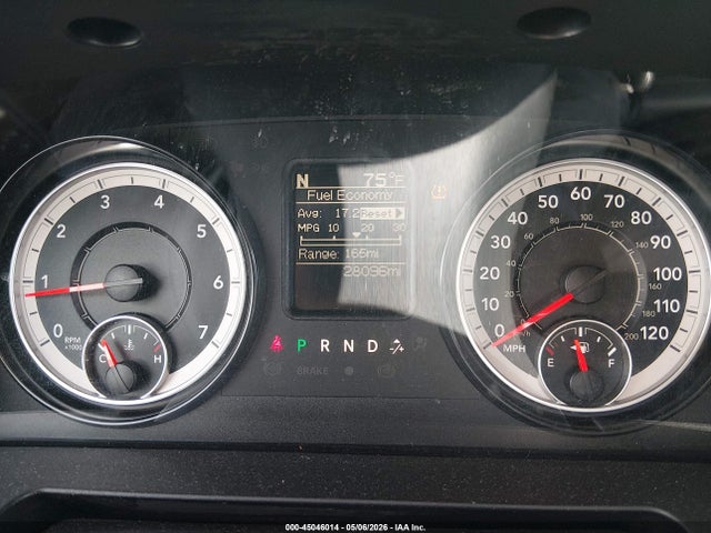 45046014 :رقم المزاد ، 1C6RR7KG4GS339821 vin ، 2016 Ram 1500 Tradesman مزاد بيع