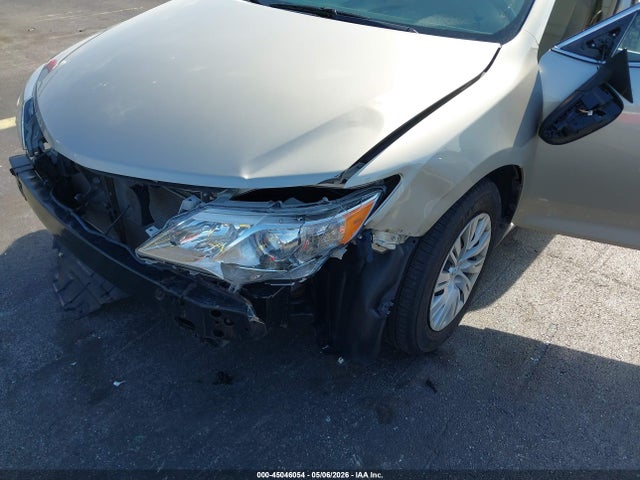 Aukcja sprzedaży 2014 Toyota Camry L, vin: 4T1BF1FK0EU832567, numer aukcji: 45046054