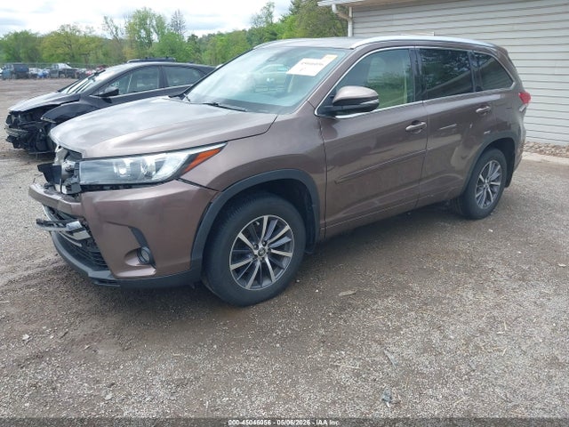 Aukcja sprzedaży 2017 Toyota Highlander Xle, vin: 5TDJZRFH8HS474864, numer aukcji: 45046056