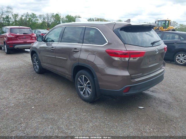 Aukcja sprzedaży 2017 Toyota Highlander Xle, vin: 5TDJZRFH8HS474864, numer aukcji: 45046056