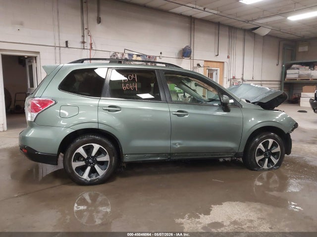 2017 Subaru Forester 2.5i Limited მანქანა იყიდება აუქციონზე, vin: JF2SJARC1HH542943, აუქციონის ნომერი: 45046064