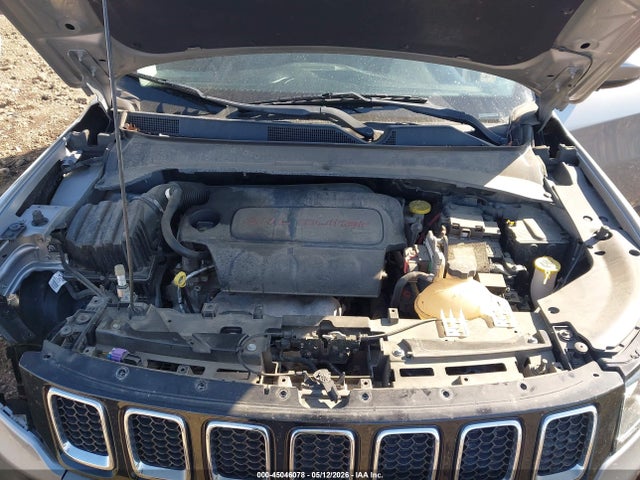 2018 Jeep Compass Latitude 4x4 მანქანა იყიდება აუქციონზე, vin: 3C4NJDBB1JT176696, აუქციონის ნომერი: 45046078