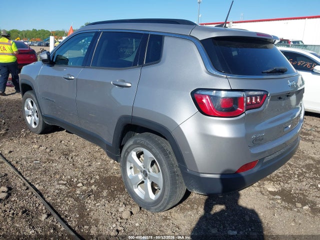 2018 Jeep Compass Latitude 4x4 მანქანა იყიდება აუქციონზე, vin: 3C4NJDBB1JT176696, აუქციონის ნომერი: 45046078