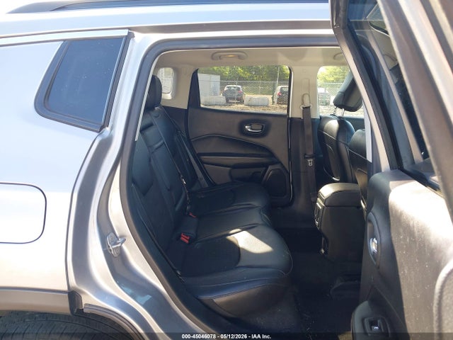 2018 Jeep Compass Latitude 4x4 მანქანა იყიდება აუქციონზე, vin: 3C4NJDBB1JT176696, აუქციონის ნომერი: 45046078