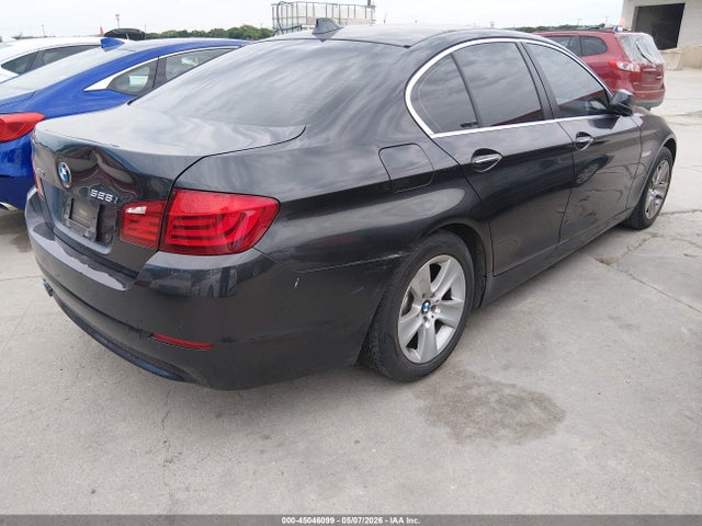 Продажа на аукционе авто 2013 Bmw 528i Xdrive, vin: WBAXH5C52DD109468, номер лота: 45046099
