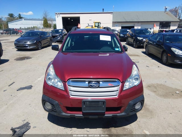 45046106 :رقم المزاد ، 4S4BRBAC1E3305592 vin ، 2014 Subaru Outback 2.5i مزاد بيع