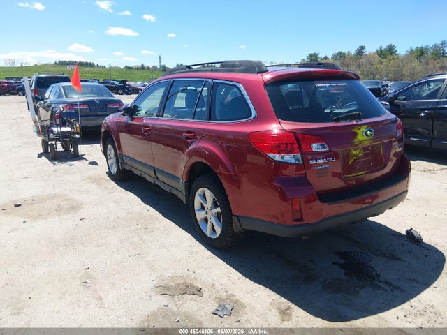 45046106 :رقم المزاد ، 4S4BRBAC1E3305592 vin ، 2014 Subaru Outback 2.5i مزاد بيع