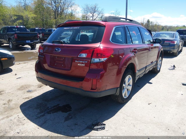 45046106 :رقم المزاد ، 4S4BRBAC1E3305592 vin ، 2014 Subaru Outback 2.5i مزاد بيع