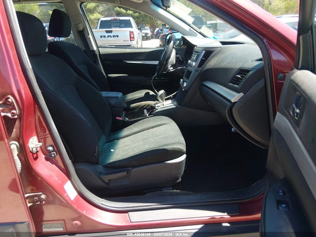 45046106 :رقم المزاد ، 4S4BRBAC1E3305592 vin ، 2014 Subaru Outback 2.5i مزاد بيع
