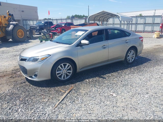 Toyota AVALON XLE 2014 4T1BK1EB7EU112051 Image 2