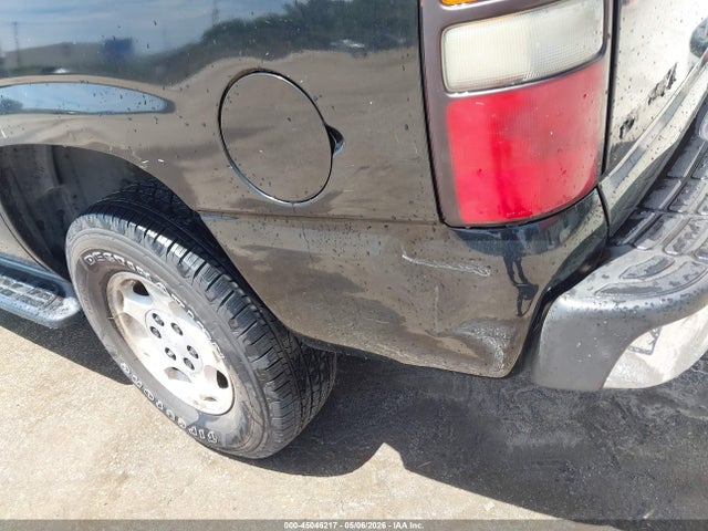 Продажа на аукционе авто 2004 Chevrolet Tahoe Lt, vin: 1GNEK13T84J313185, номер лота: 45046217