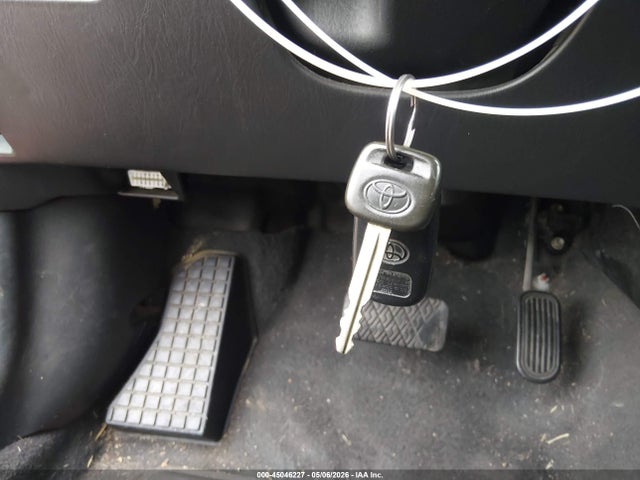 Продаж на аукціоні авто 2004 Toyota Matrix Xr, vin: 2T1KR32E84C209846, номер лоту: 45046227