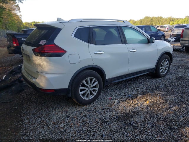 45046237 :رقم المزاد ، KNMAT2MT0HP592403 vin ، 2017 Nissan Rogue Sv مزاد بيع