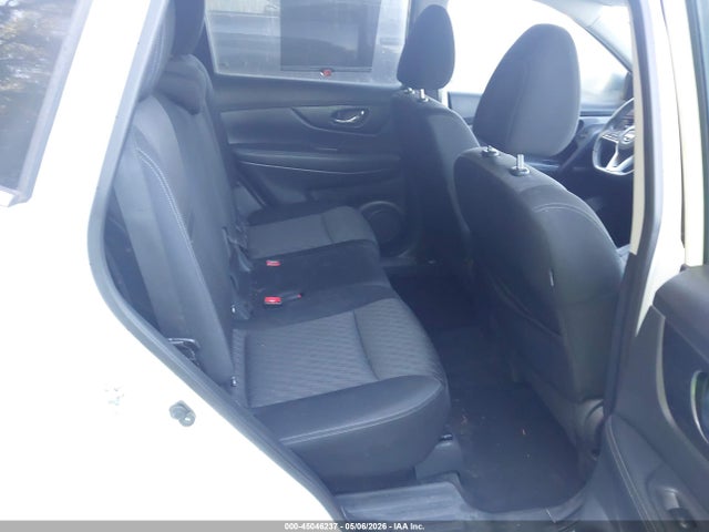 45046237 :رقم المزاد ، KNMAT2MT0HP592403 vin ، 2017 Nissan Rogue Sv مزاد بيع