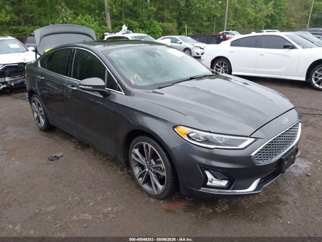45046253 :رقم المزاد ، 3FA6P0K94KR260184 vin ، 2019 Ford Fusion Titanium مزاد بيع