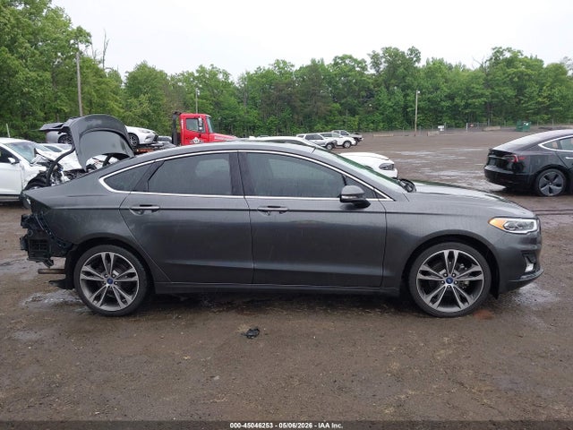 45046253 :رقم المزاد ، 3FA6P0K94KR260184 vin ، 2019 Ford Fusion Titanium مزاد بيع
