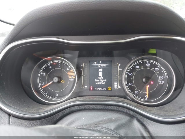 45046284 :رقم المزاد ، 1C4PJLCB5KD160638 vin ، 2019 Jeep Cherokee Latitude Fwd مزاد بيع