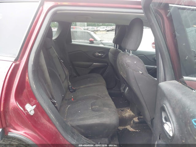 45046284 :رقم المزاد ، 1C4PJLCB5KD160638 vin ، 2019 Jeep Cherokee Latitude Fwd مزاد بيع