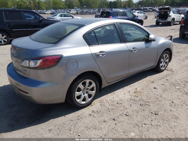 Продажа на аукционе авто 2013 Mazda Mazda3 I Sport, vin: JM1BL1U85D1704748, номер лота: 45046287