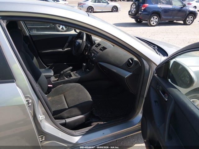 Продажа на аукционе авто 2013 Mazda Mazda3 I Sport, vin: JM1BL1U85D1704748, номер лота: 45046287