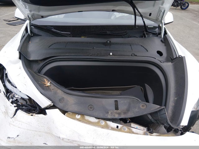 Tesla Model Y Rwd 2023 7SAYGDED7PF944426 Image 10