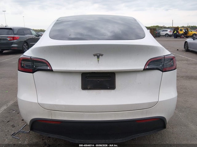 Tesla Model Y Rwd 2023 7SAYGDED7PF944426 Image 16