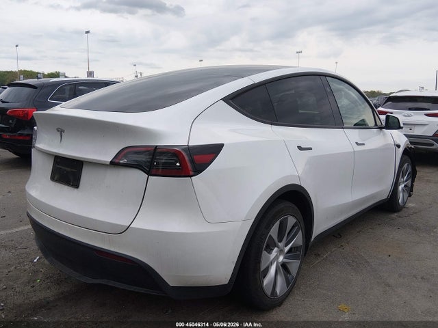 Tesla Model Y Rwd 2023 7SAYGDED7PF944426 Image 4