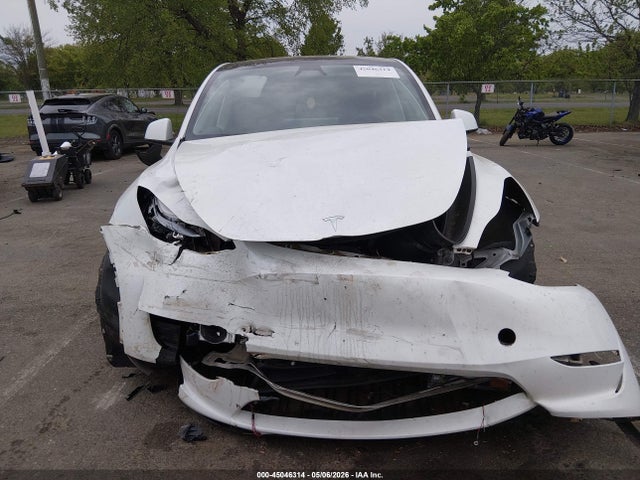 Tesla Model Y Rwd 2023 7SAYGDED7PF944426 Image 6