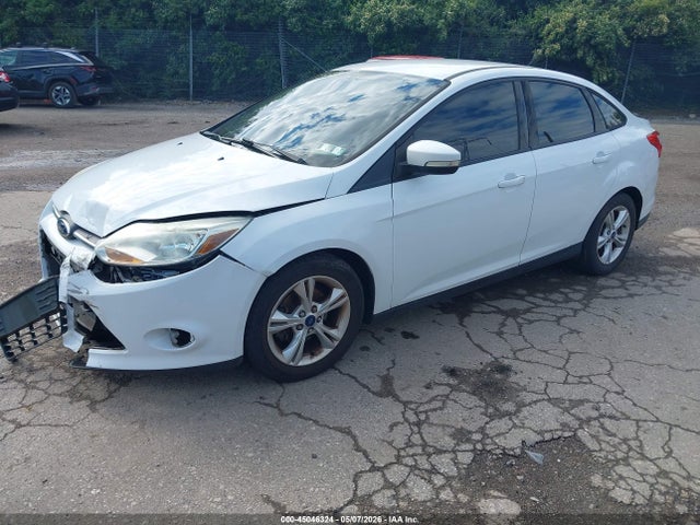 Ford FOCUS SE 2014 1FADP3F28EL366596 Image 2