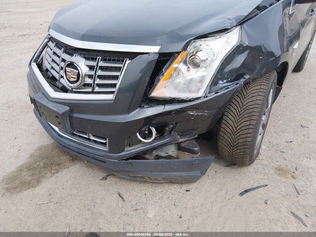 45046356 :رقم المزاد ، 3GYFNCE32GS562513 vin ، 2016 Cadillac Srx Performance Collection مزاد بيع