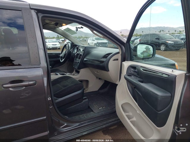 45046360 :رقم المزاد ، 2C4RDGCG9GR323587 vin ، 2016 Dodge Grand Caravan Sxt مزاد بيع