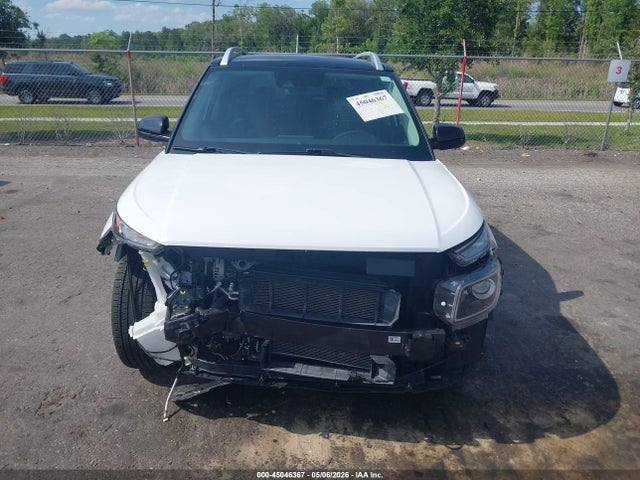 Продажа на аукционе авто 2022 Hyundai Venue Limited, vin: KMHRC8A35NU186216, номер лота: 45046367