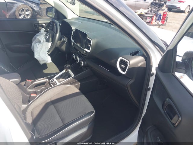 Продажа на аукционе авто 2022 Hyundai Venue Limited, vin: KMHRC8A35NU186216, номер лота: 45046367