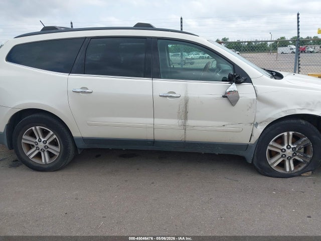 45046476 :رقم المزاد ، 1GNKRHKD6FJ143249 vin ، 2015 Chevrolet Traverse 2lt مزاد بيع