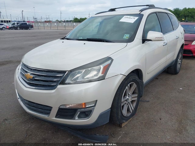 45046476 :رقم المزاد ، 1GNKRHKD6FJ143249 vin ، 2015 Chevrolet Traverse 2lt مزاد بيع