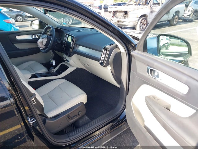 Aukcja sprzedaży 2021 Volvo Xc40 T5 Momentum, vin: YV4162UK8M2430120, numer aukcji: 45046547