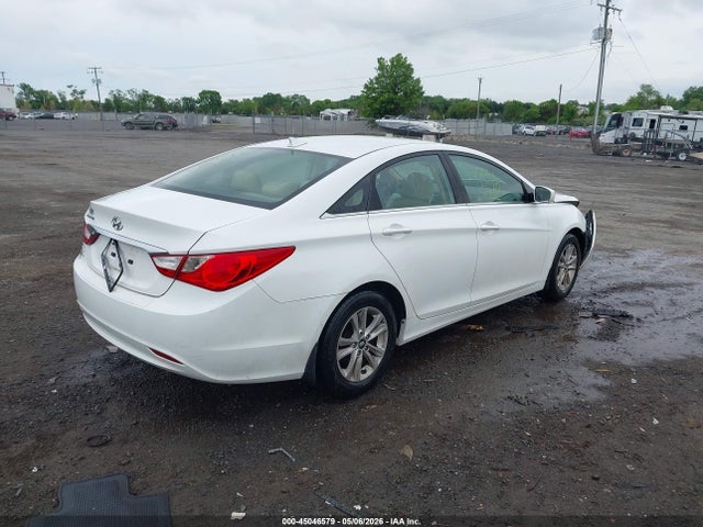 2013 Hyundai Sonata Gls მანქანა იყიდება აუქციონზე, vin: 5NPEB4ACXDH523471, აუქციონის ნომერი: 45046579