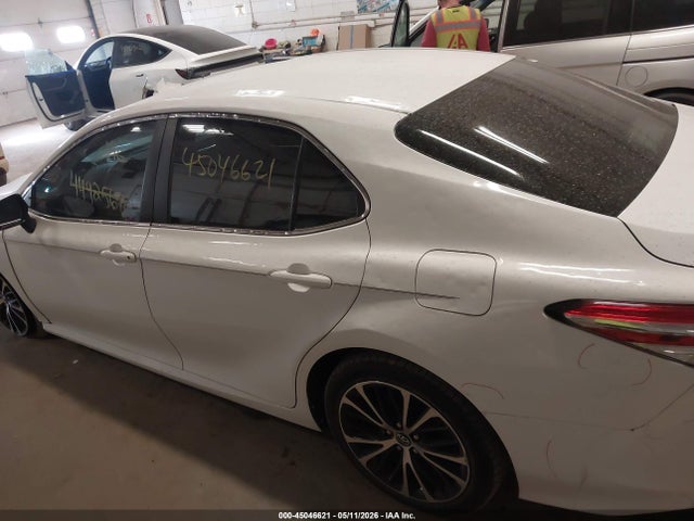 Aukcja sprzedaży 2018 Toyota Camry Le, vin: 4T1B11HK3JU081292, numer aukcji: 45046621