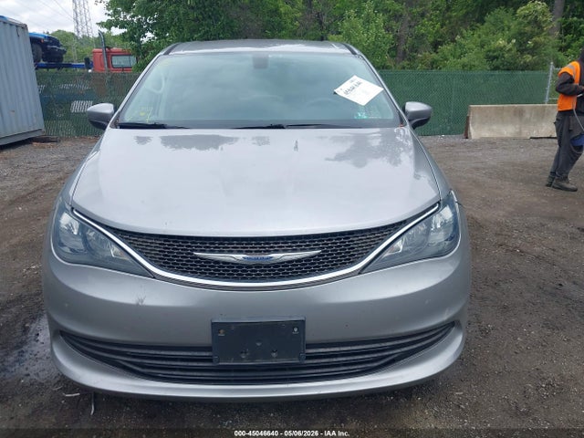 45046640 :رقم المزاد ، 2C4RC1DG7HR512870 vin ، 2017 Chrysler Pacifica Touring مزاد بيع