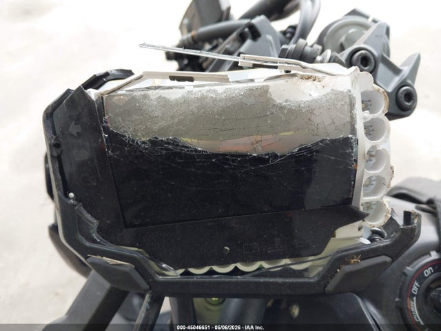 45046651 :رقم المزاد ، ML5ZRDF16PDA60997 vin ، 2023 Kawasaki Zr900 F مزاد بيع