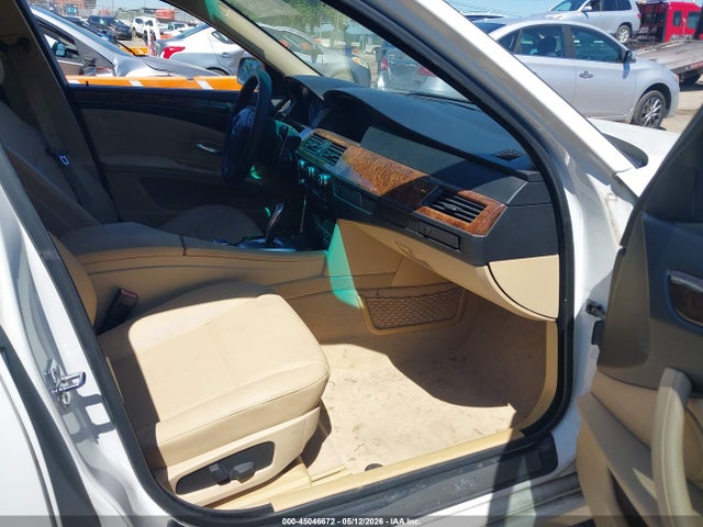2008 Bmw 528i მანქანა იყიდება აუქციონზე, vin: WBANU53568C111951, აუქციონის ნომერი: 45046672