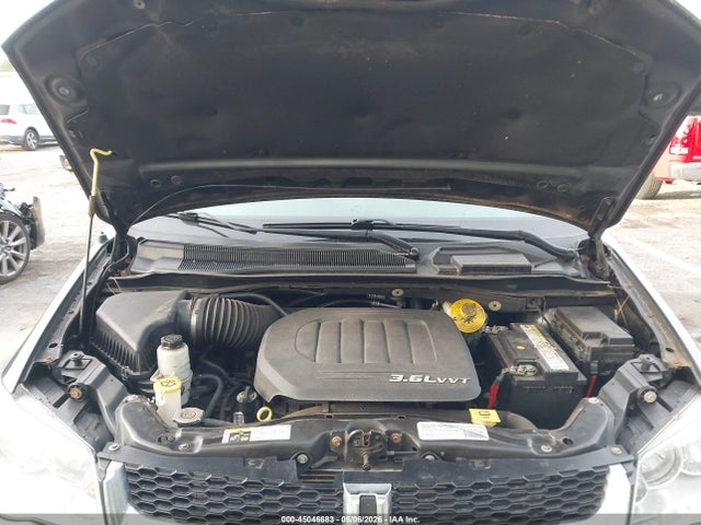 45046683 :رقم المزاد ، 2C4RDGBG0FR650489 vin ، 2015 Dodge Grand Caravan American Value Pkg مزاد بيع