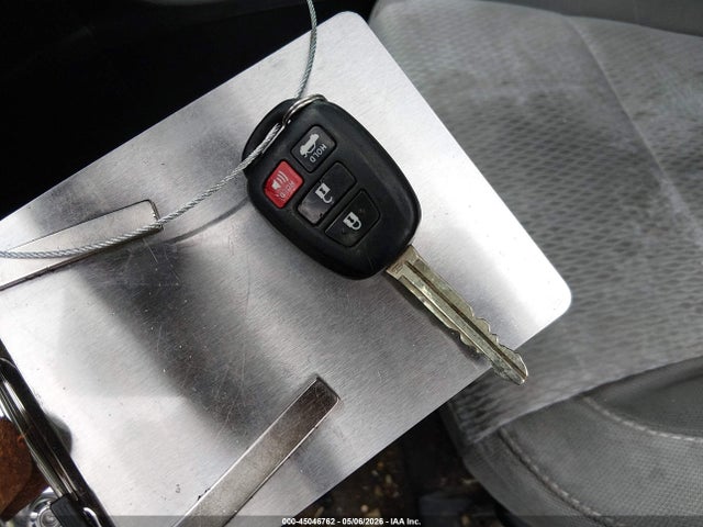 45046762 :رقم المزاد ، 5YFBURHE1HP589126 vin ، 2017 Toyota Corolla Le مزاد بيع